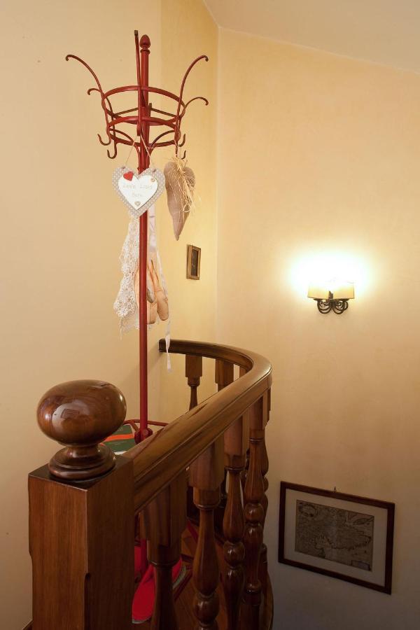 La Mansarda Delle Meraviglie B&B Superior Triëst Buitenkant foto