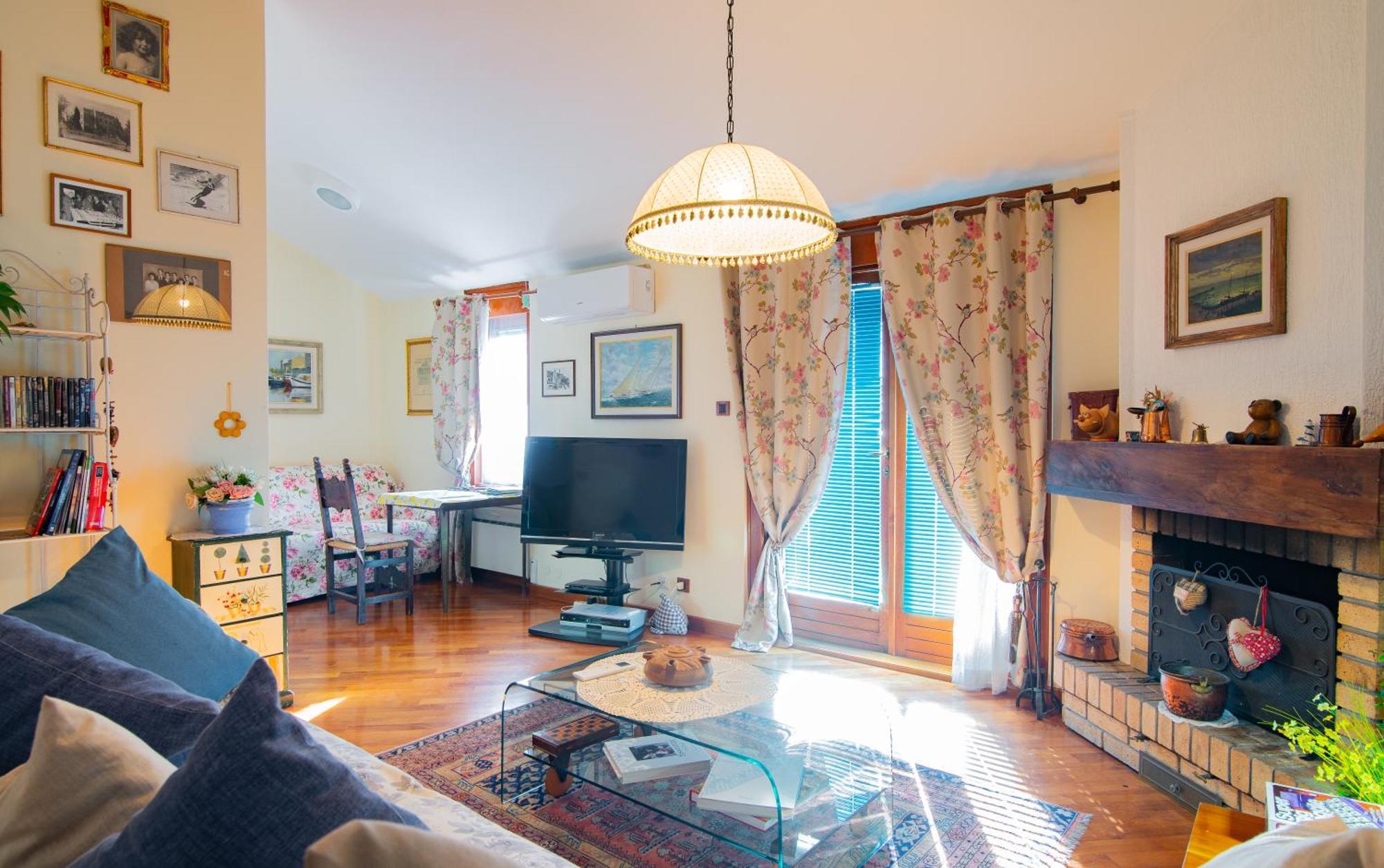 La Mansarda Delle Meraviglie B&B Superior Triëst Buitenkant foto